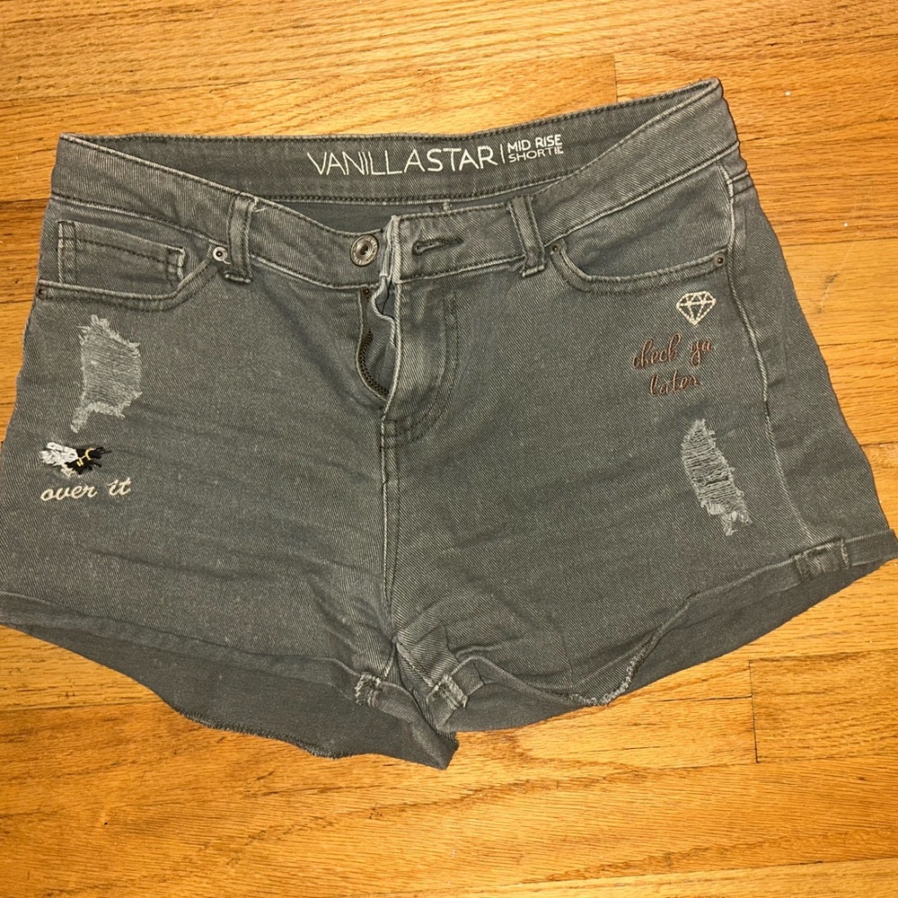 Vanilla Star Jean Shorts with Embroidery
